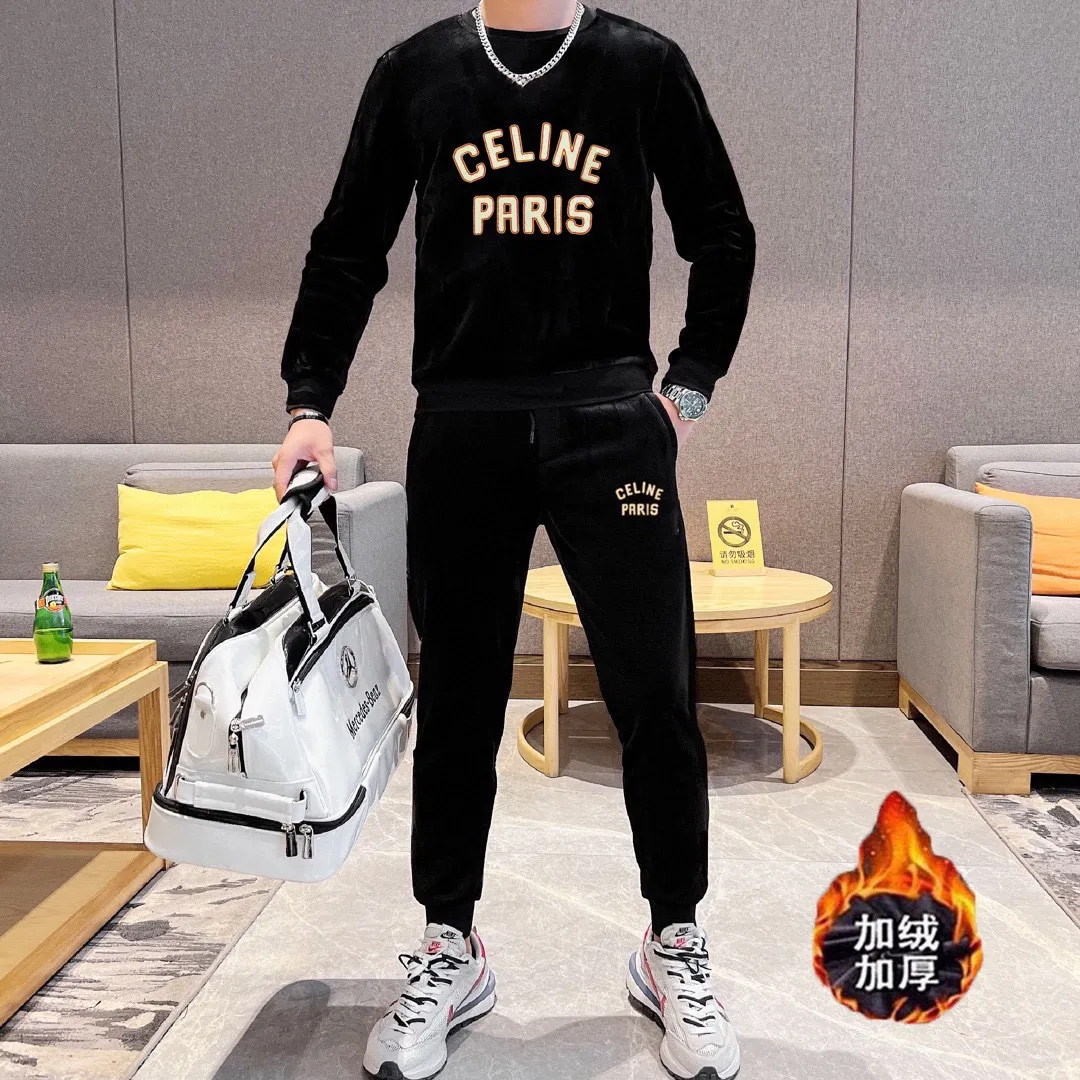 [CELINE Celine] (Double-sided gold velvet) Hot Sale suit is coming. Focus on the original version of the official website. 2025 new Hot Sale gold velvet suit. Original hard product🇭🇰. It is the meticulous work of top designers. It has a fitting and perfect upper body effect. 100% all-natural high-quality gold velvet, close-fitting comfort, noble and elegant! Original hardware embodies elegance and nobility! Counter Size: M-4XL (up to 200 pounds)